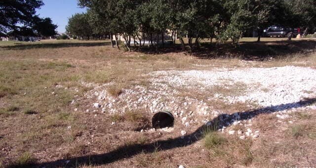 rental at 216 N Calvin Barrett in Blanco, TX — photo 3