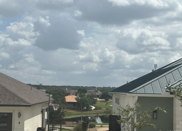 rental at 208 Frank Jones in Blanco, TX — photo 4