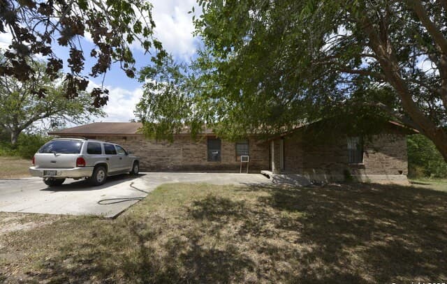 2-bedroom rental at 633 Tolle in Cibolo, TX — photo 4