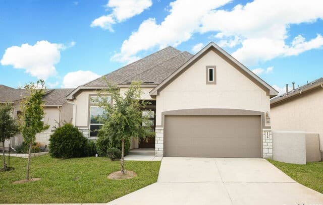 3-bedroom rental at 139 Bedingfeld in Shavano Park, TX — photo 1