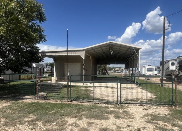 Home for sale at 545 Siesta in Bandera, TX — photo 3