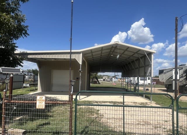 Home for sale at 545 Siesta in Bandera, TX — photo 4