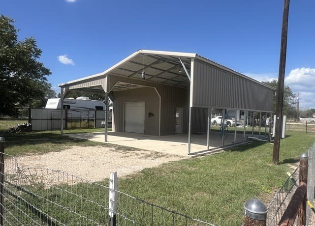 Home for sale at 545 Siesta in Bandera, TX — photo 5