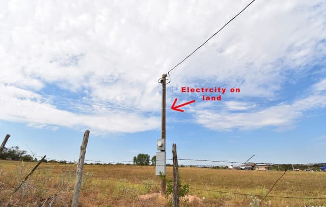 rental at 4.27 ACRES Mathis Ln in San Antonio, TX — photo 5