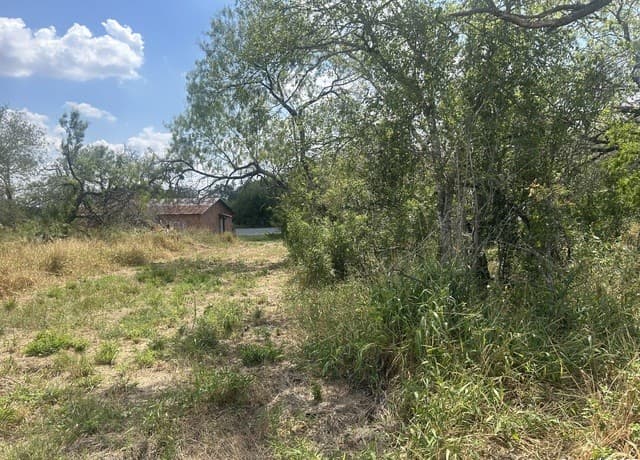 rental at 12831 Pearsall in Atascosa, TX — photo 5