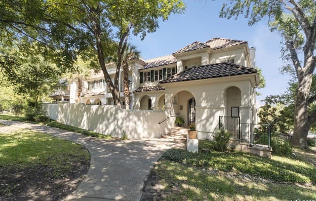 Home for sale at 131-139 Saint Dennis in San Antonio, TX — photo 2