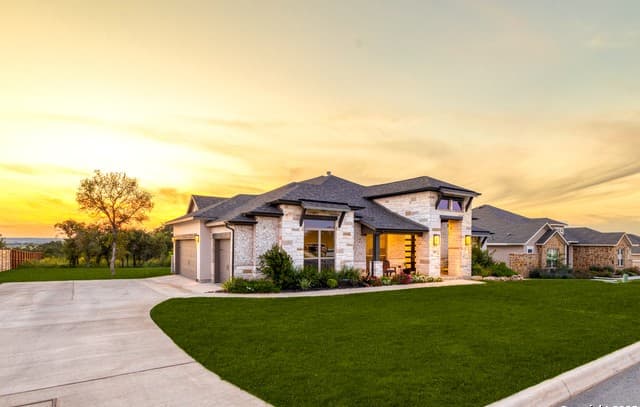 4-bedroom rental at 165 Mallorys Way in Castroville, TX — photo 1