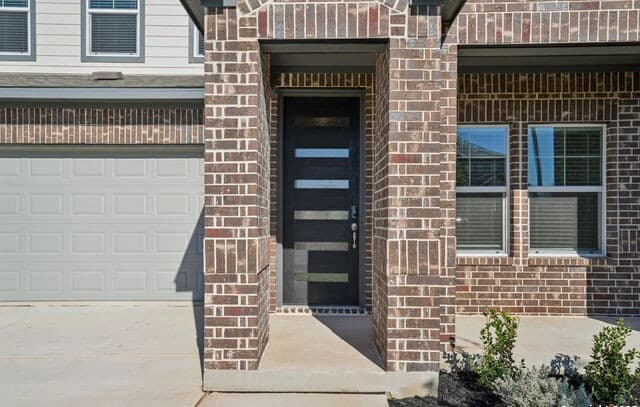 4-bedroom rental at 12723 Horizon Crest in Schertz, TX — photo 4