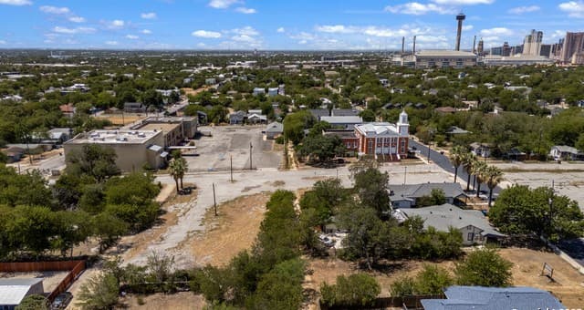 rental at 618 Piedmont in San Antonio, TX — photo 1