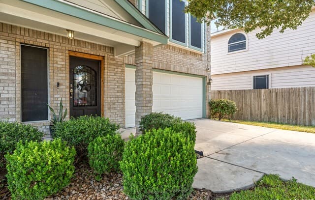 3-bedroom rental at 4326 Rogans Harbor in San Antonio, TX — photo 4