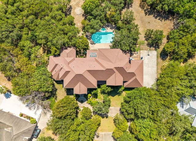 7-bedroom rental at 112 Canter Gait in Shavano Park, TX — photo 1