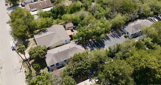 rental at 1655 Amanda in San Antonio, TX — photo 3