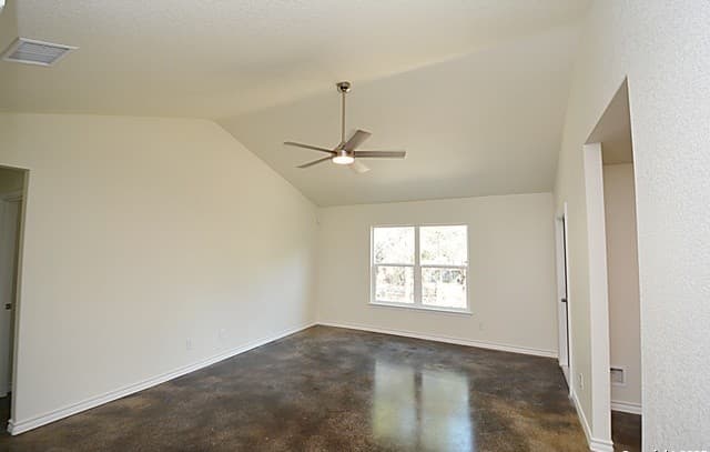 3-bedroom rental at 3015 Western Skies in Spring Branch, TX — photo 2