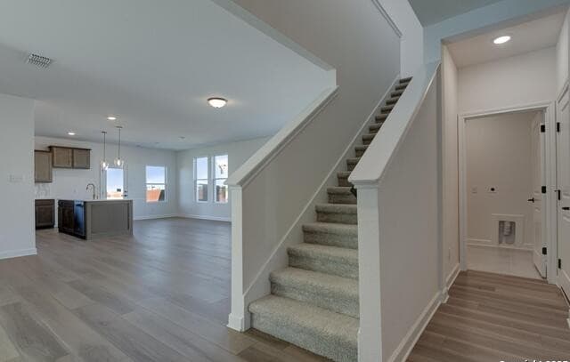 3-bedroom rental at 171 Heidi Hill in Castroville, TX — photo 5