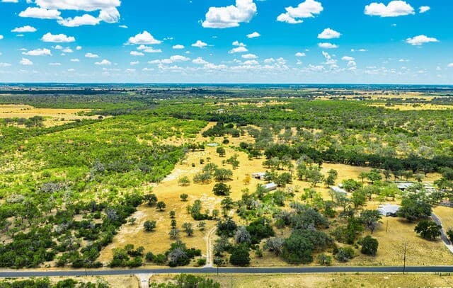 rental at 1700 Bruce in Poteet, TX — photo 2