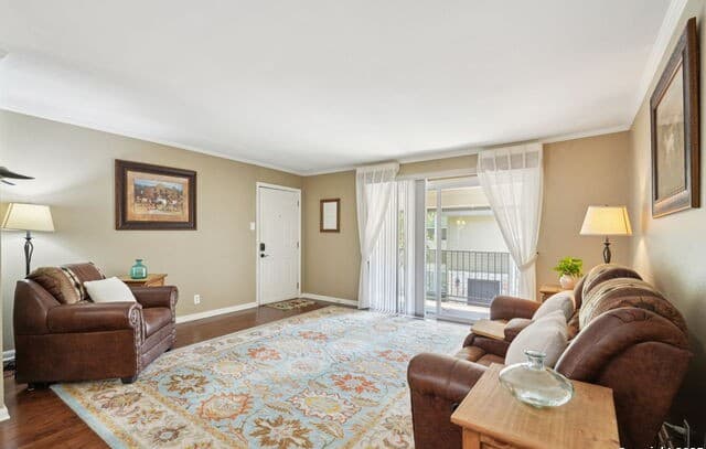 2-bedroom rental at 100 Lorenz Unit 1204 in San Antonio, TX — photo 4