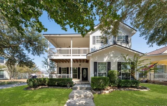 4-bedroom rental at 144 Whitewing Way in Floresville, TX — photo 1