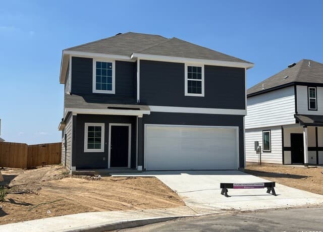 3-bedroom rental at 10307 Liberty Grove in San Antonio, TX — photo 3