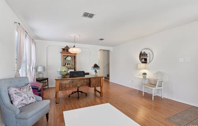 4-bedroom rental at 3839 Torey Mesquite in San Antonio, TX — photo 4