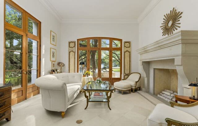 6-bedroom rental at 317 Limestone Creek in Hill Country Village, TX — photo 5