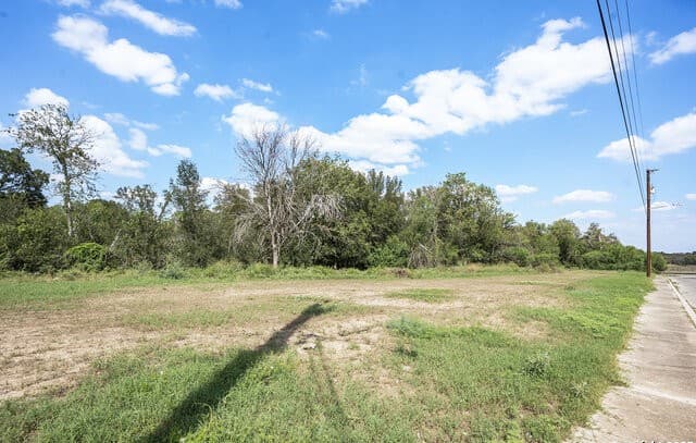 rental at 323 Bundy in San Antonio, TX — photo 1