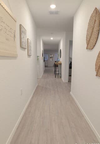 4-bedroom rental at 13302 Turnesa Terrace in San Antonio, TX — photo 3