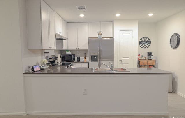 4-bedroom rental at 13302 Turnesa Terrace in San Antonio, TX — photo 4