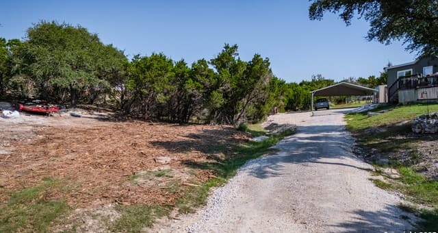 rental at 1121 Sleepy Hollow in Spring Branch, TX — photo 5
