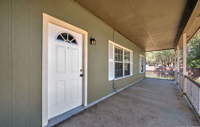 rental at 3557 Fm 1346 in La Vernia, TX — photo 5