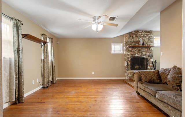 2-bedroom rental at 1414 Desert Gold in Boerne, TX — photo 5