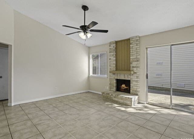 2-bedroom rental at 7306 Brandyridge in San Antonio, TX — photo 4