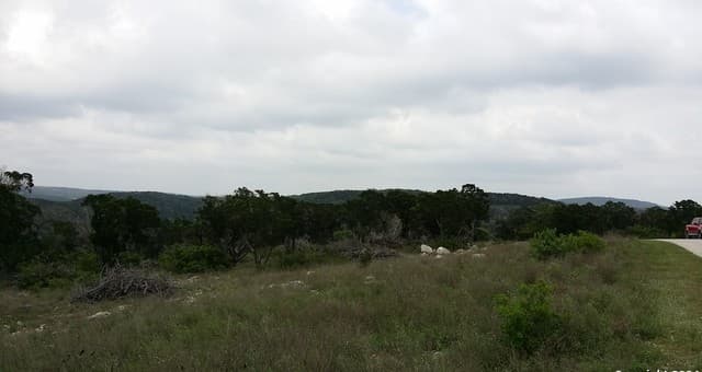 rental at 220 Private Road 1717 in Mico, TX — photo 3