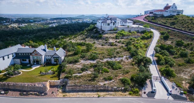 rental at 22914 Homestead Mesa in San Antonio, TX — photo 4