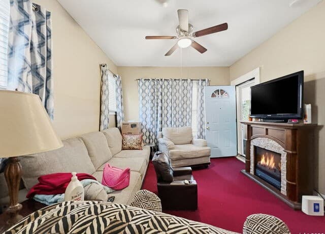 2-bedroom rental at 108 Vine Unit 101 in San Antonio, TX — photo 5