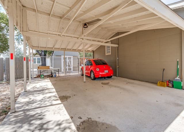 4-bedroom rental at 23027 Skila in Elmendorf, TX — photo 2
