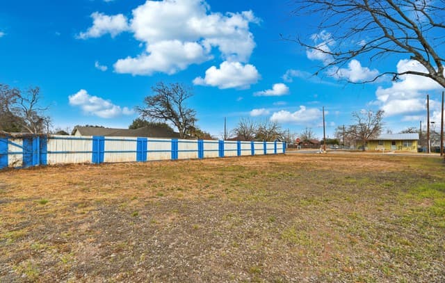 rental at 5339 Natho St in San Antonio, TX — photo 4