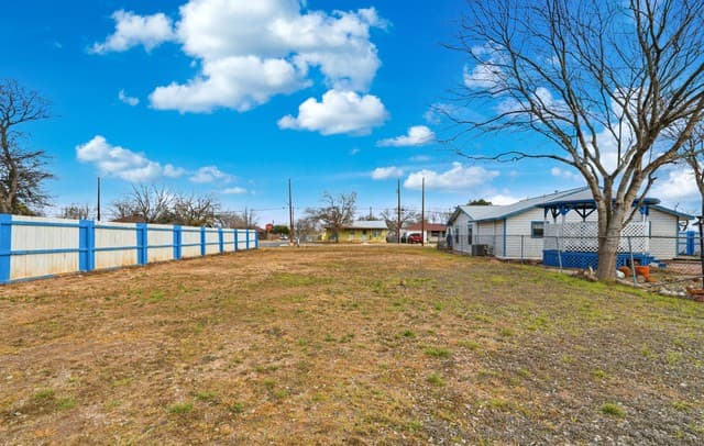 rental at 5339 Natho St in San Antonio, TX — photo 5