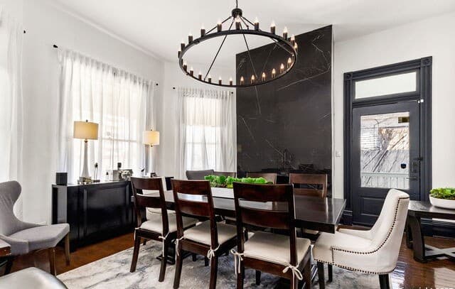 5-bedroom rental at 314 Marshall St in San Antonio, TX — photo 4
