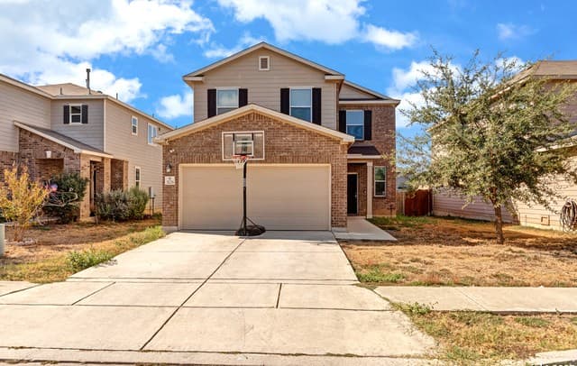 4-bedroom rental at 3126 Mission Bell in San Antonio, TX — photo 1