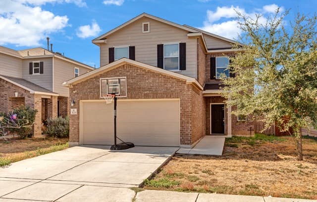 4-bedroom rental at 3126 Mission Bell in San Antonio, TX — photo 3