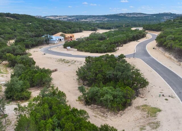 rental at 21342 Treetop Terrace in San Antonio, TX — photo 2
