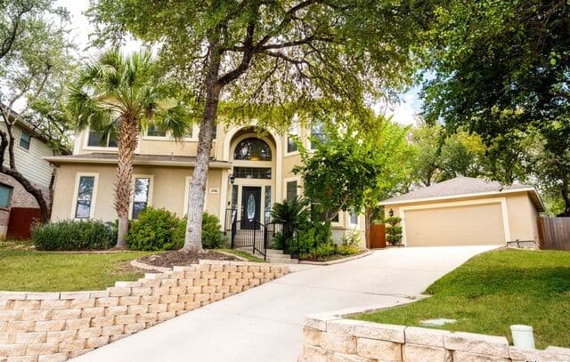 4-bedroom rental at 3500 Angora Trl in Schertz, TX — photo 1