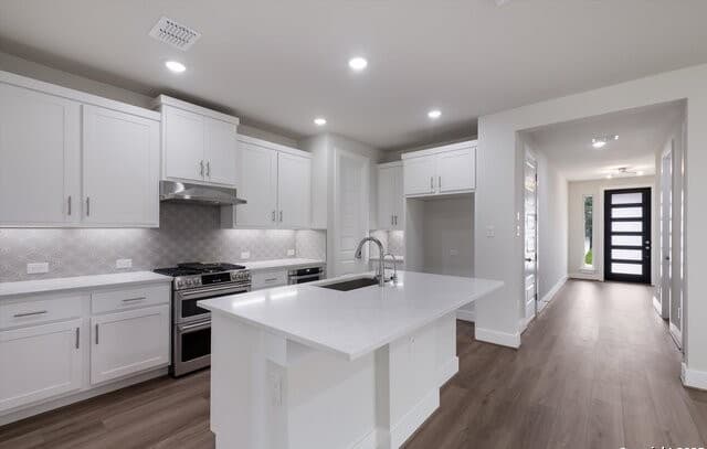 4-bedroom rental at 18402 Rhone River in San Antonio, TX — photo 5