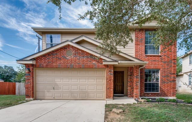 3-bedroom rental at 5846 Imperial Topaz in San Antonio, TX — photo 4