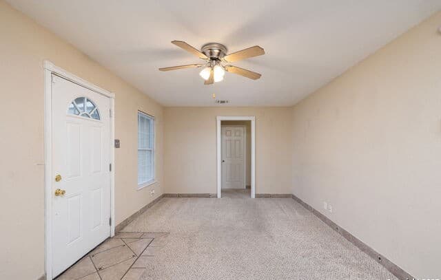 3-bedroom rental at 430 Demya in San Antonio, TX — photo 4