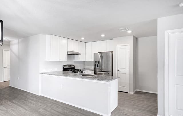 4-bedroom rental at 11927 Pewee in San Antonio, TX — photo 5
