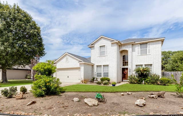 4-bedroom rental at 3623 Horsemint in San Antonio, TX — photo 1