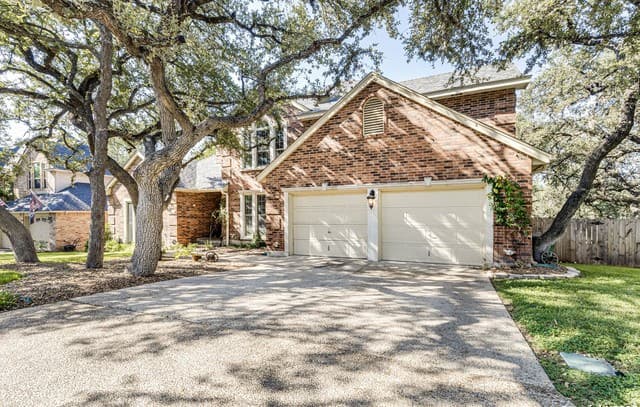 4-bedroom rental at 15607 Dawn Crest in San Antonio, TX — photo 3