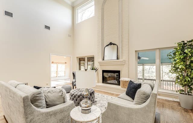 4-bedroom rental at 15607 Dawn Crest in San Antonio, TX — photo 4