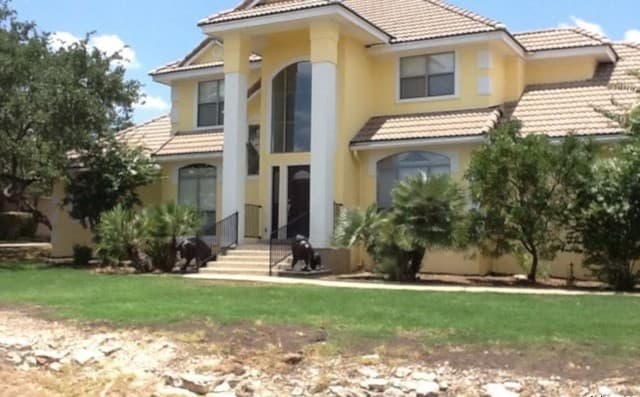 4-bedroom rental at 21106 Harvest Hiils in San Antonio, TX — photo 1